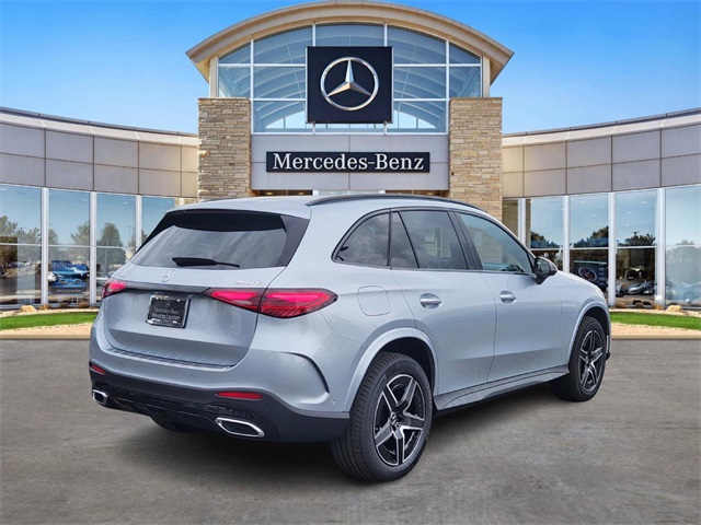 2026 Mercedes Benz GLC 300 4MATIC photo 4