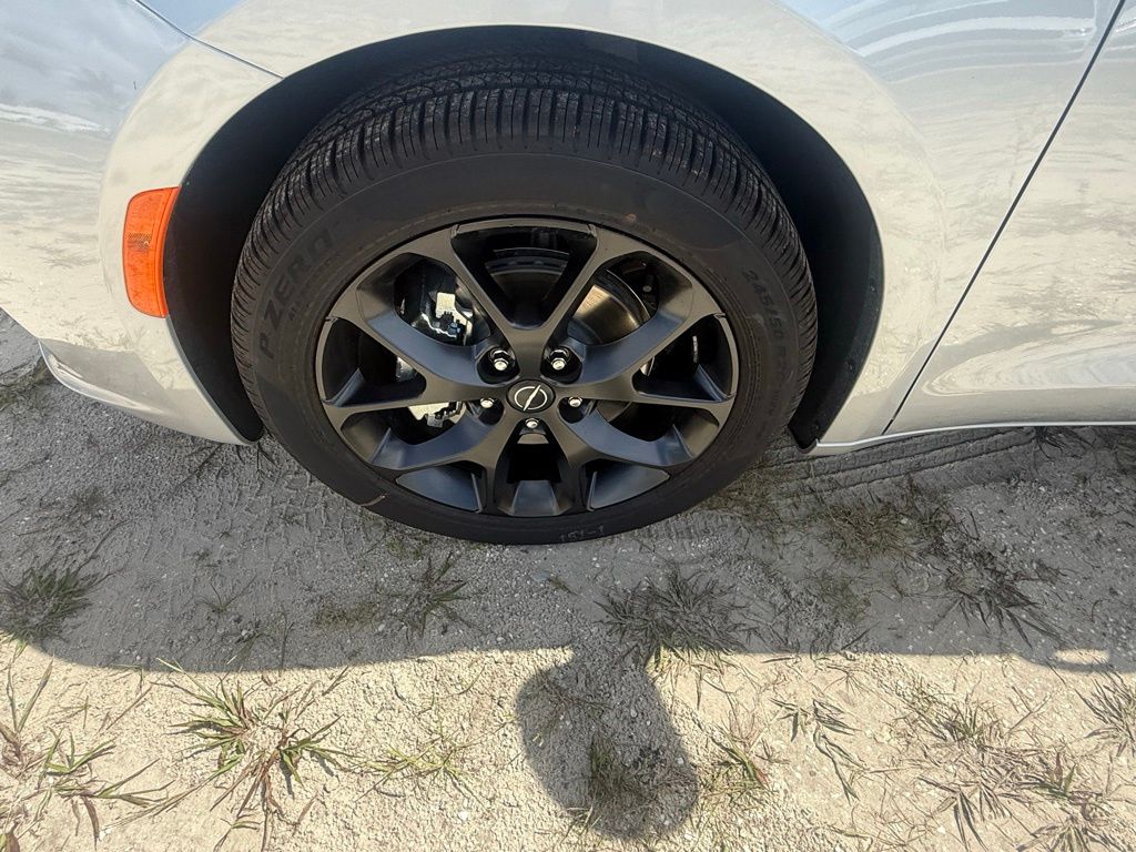 2026 Chrysler Pacifica Limited photo 25