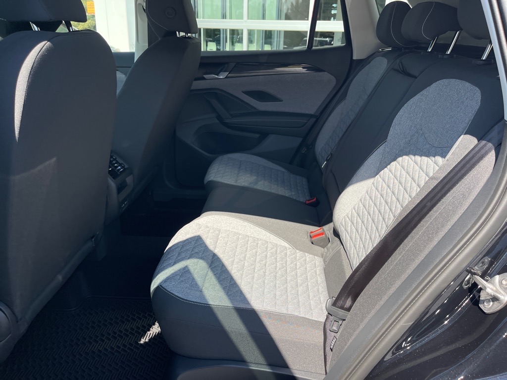 2025 Volkswagen Tiguan S photo 11