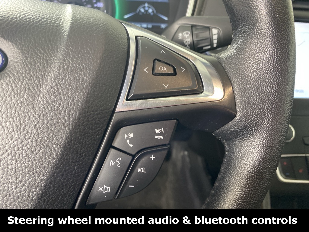 2020 Ford Fusion Hybrid SEL photo 16