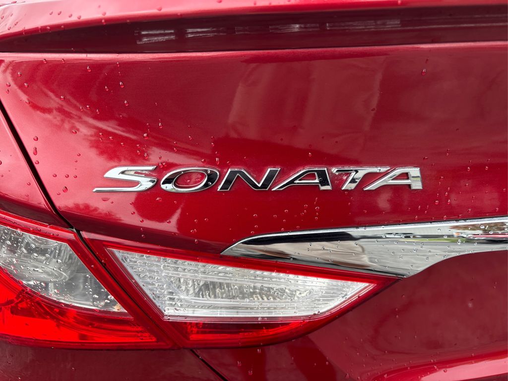 2013 Hyundai Sonata GLS photo 12