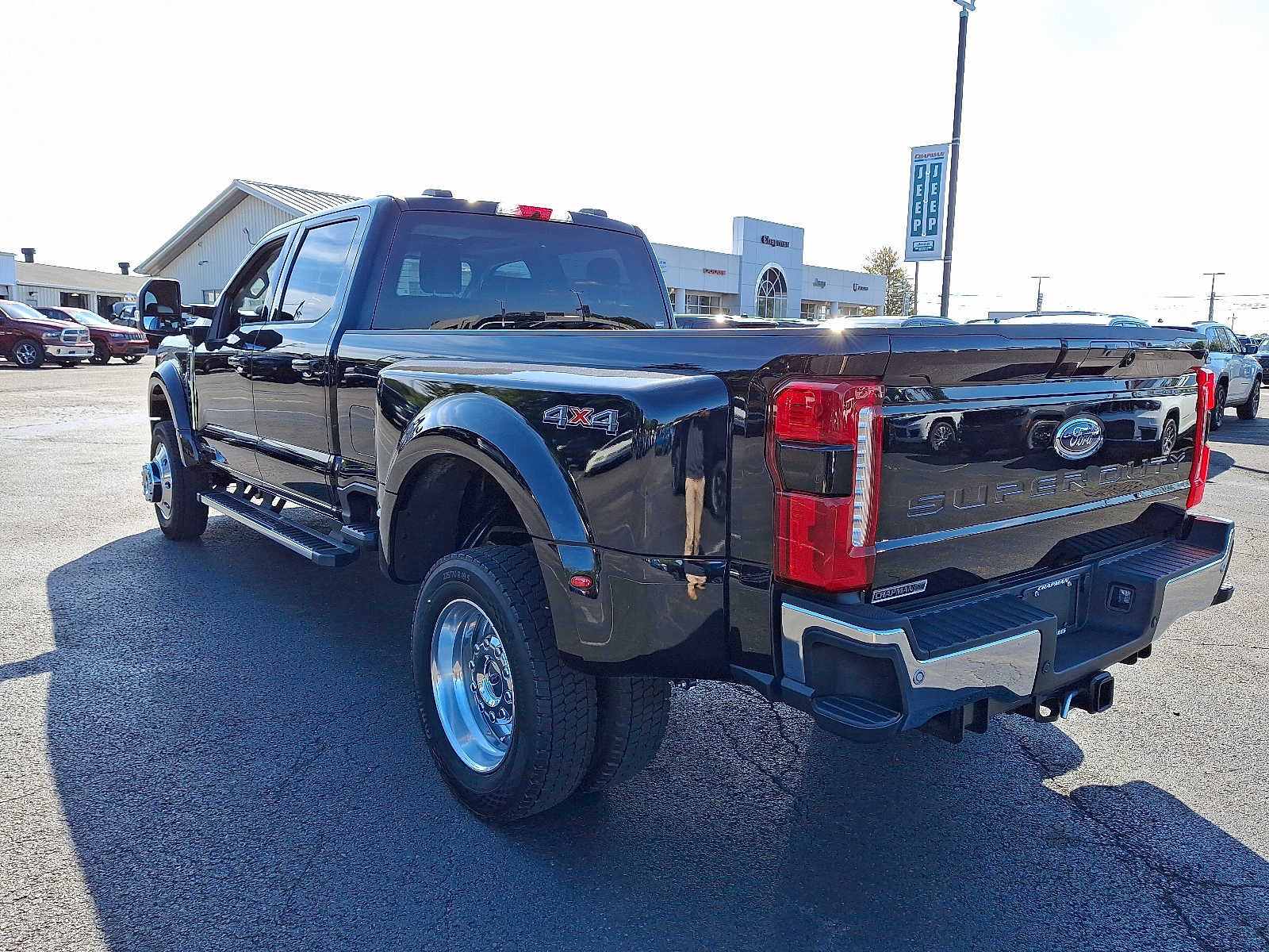 2025 Ford F-450 Lariat photo 4