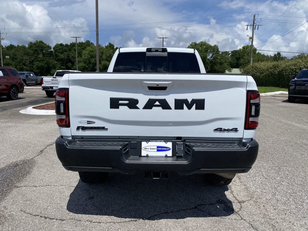 2023 Ram 2500 Power Wagon photo 3
