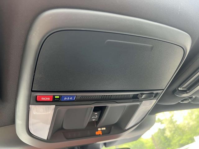 2025 Subaru Forester Premium Base photo 26