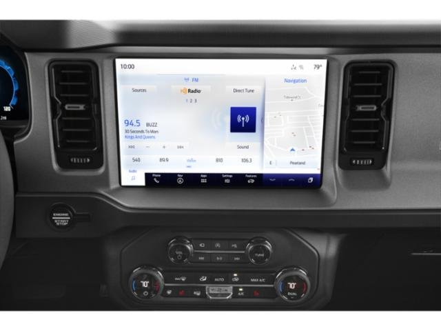 2025 Ford Bronco Outer Banks photo 4