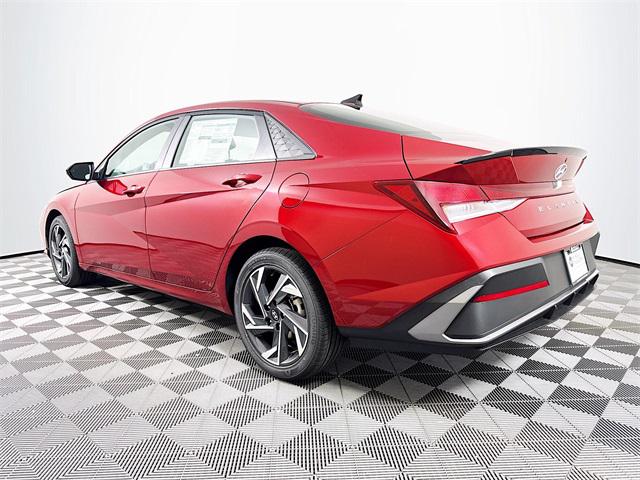 2025 Hyundai Elantra SEL Sport photo 4