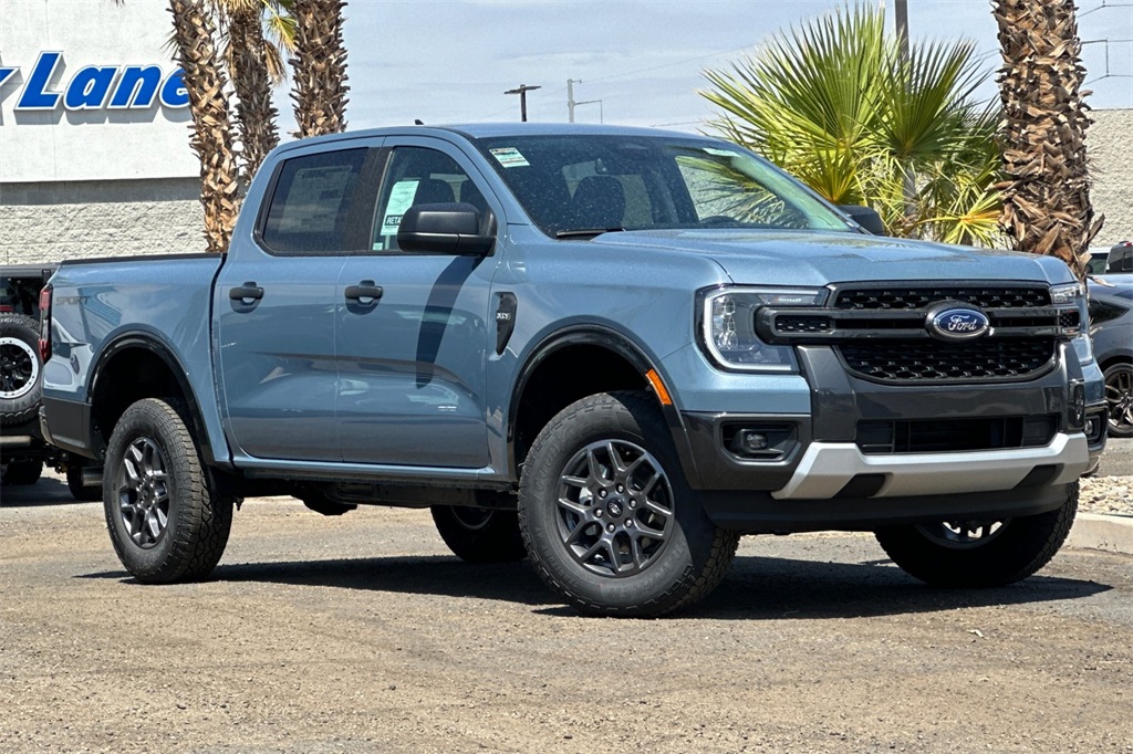 2024 Ford Ranger XLT photo 2