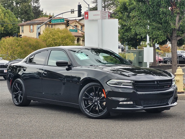 2016 Dodge Charger R/T photo 2