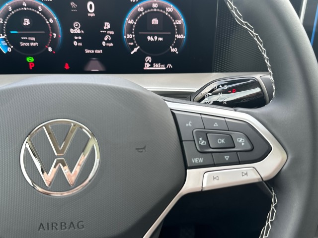 2025 Volkswagen Tiguan SE photo 34