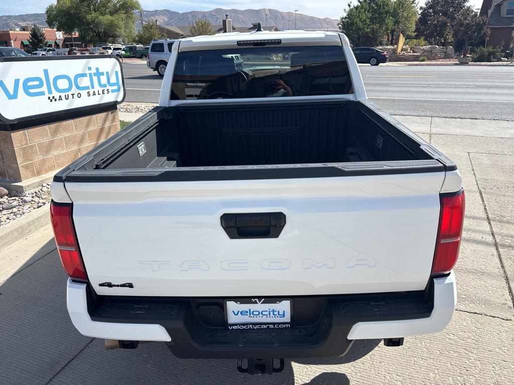 2024 Toyota Tacoma TRD Sport photo 6