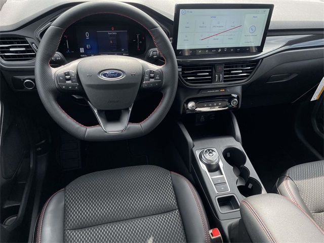 2025 Ford Escape ST-Line photo 2