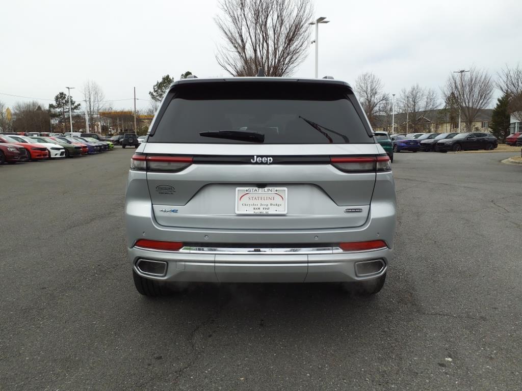 2024 Jeep Cherokee Overland 4xe photo 19