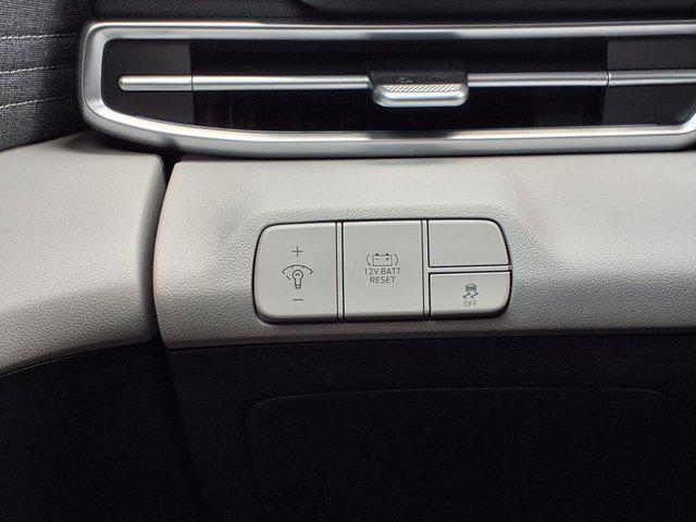 2025 Hyundai Elantra Hybrid Limited photo 21