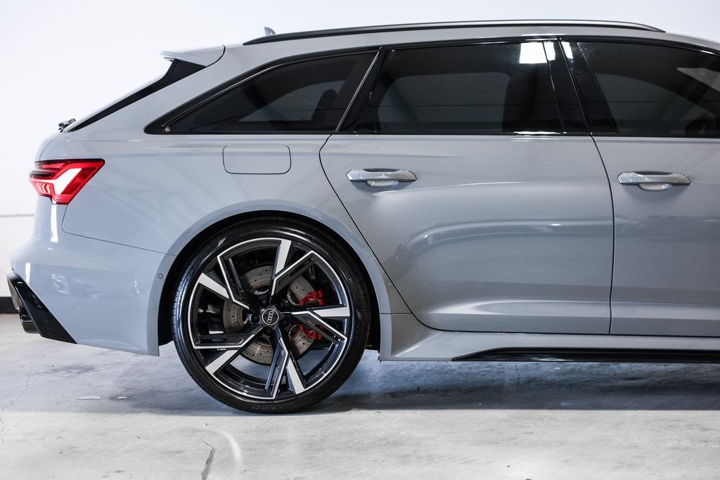 2023 Audi RS 6 photo 2