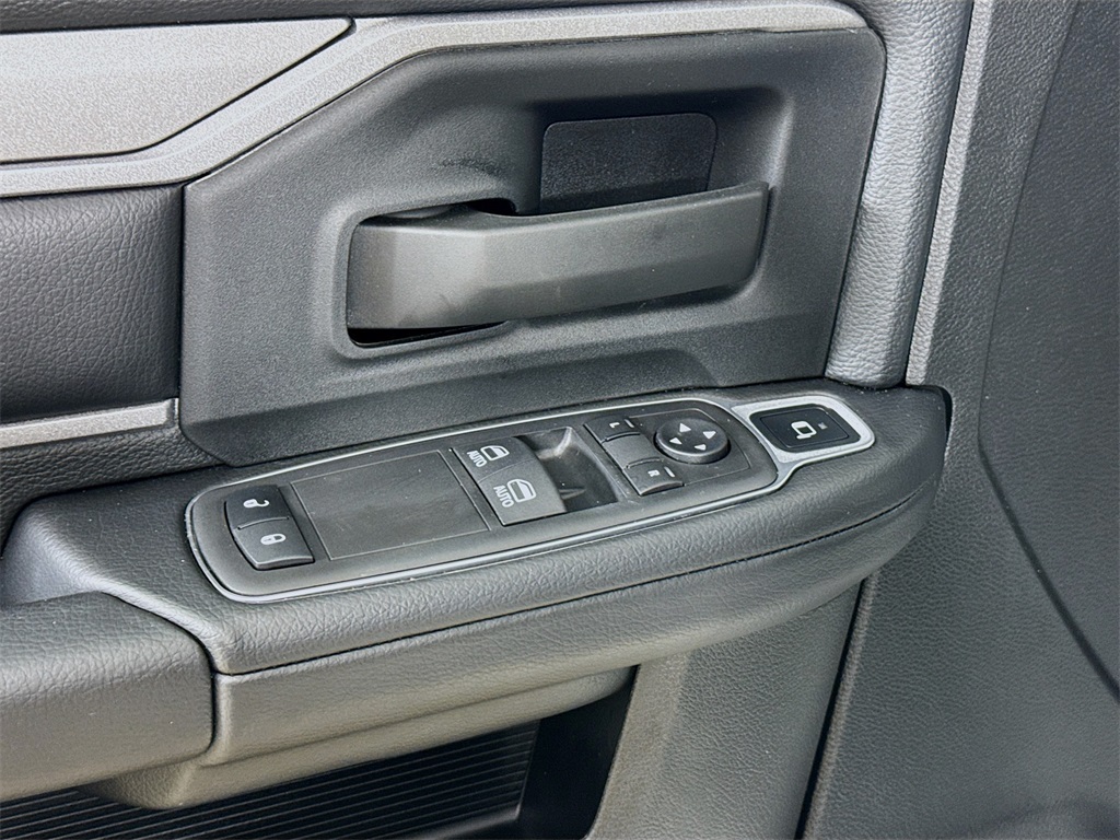 2024 Ram 3500 Tradesman photo 18