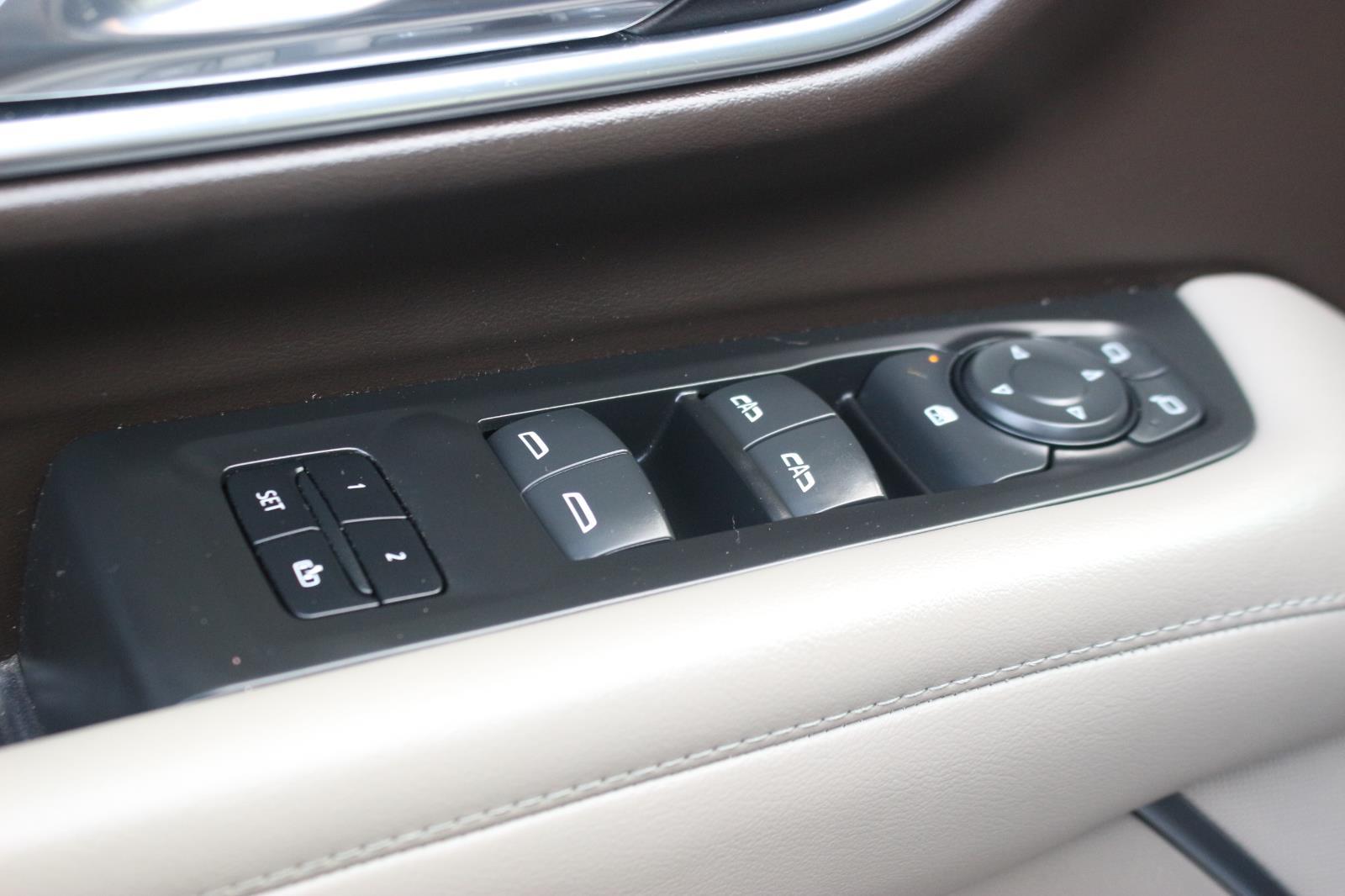 2021 Chevrolet Tahoe Z71 photo 14
