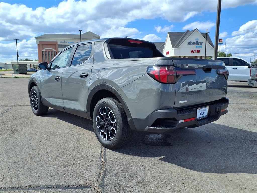 2024 Hyundai Santa Cruz SEL photo 2