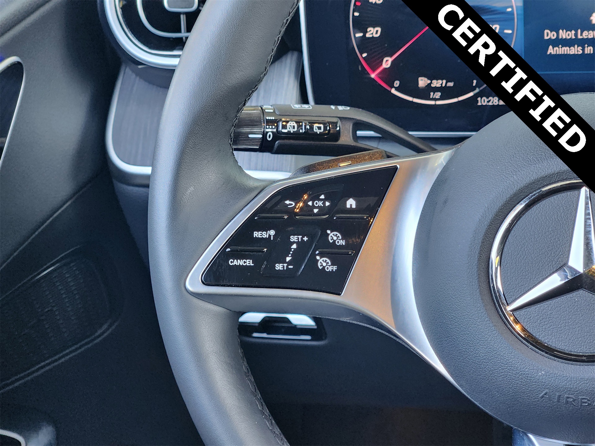 2025 Mercedes Benz GLC 300 photo 23