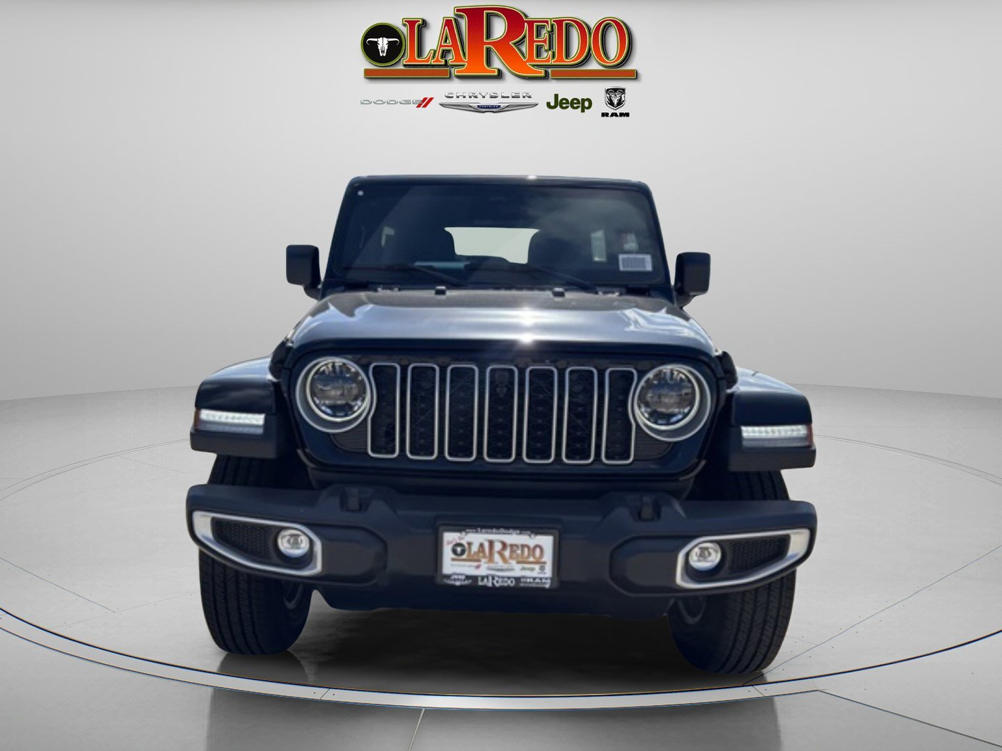 2025 Jeep Wrangler Sahara photo 2