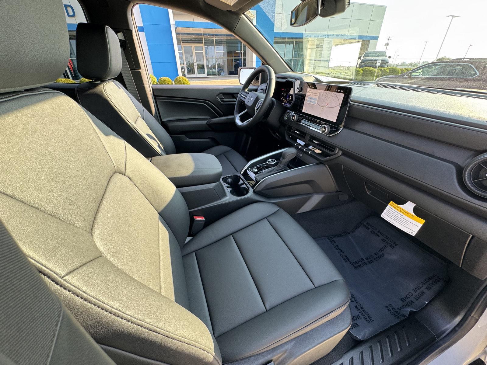 2026 Chevrolet Colorado Trail Boss photo 37