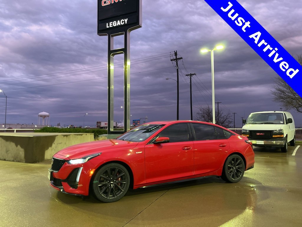 2021 Cadillac CT5 V-Series's photo