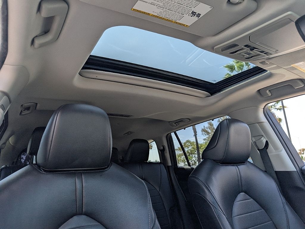 2022 Toyota Highlander XLE photo 15