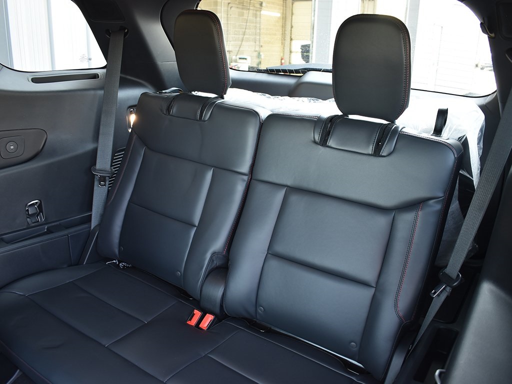 2025 Ford Explorer ST-Line photo 7