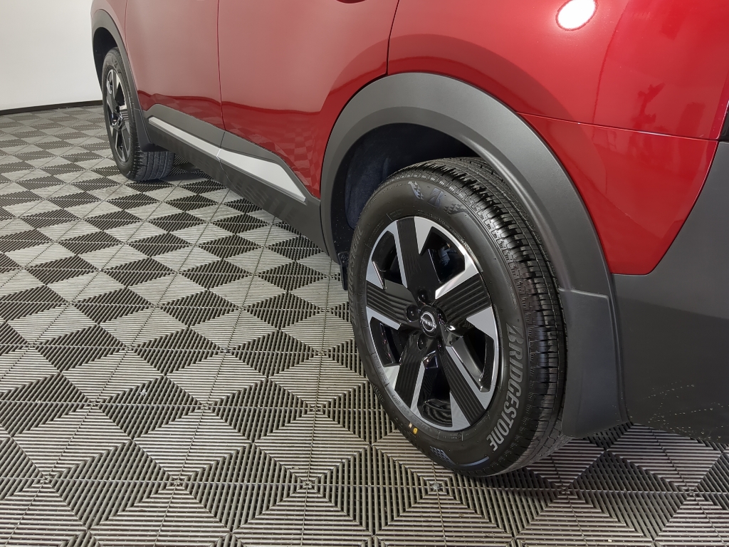 2026 Nissan Kicks SV photo 4