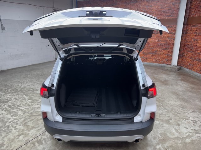2022 Ford Escape SE photo 24
