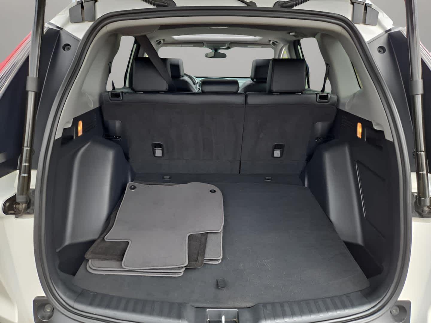 2021 Honda CR-V Touring photo 32