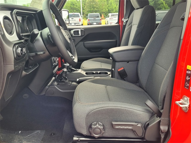 2025 Jeep Wrangler Sport S photo 5