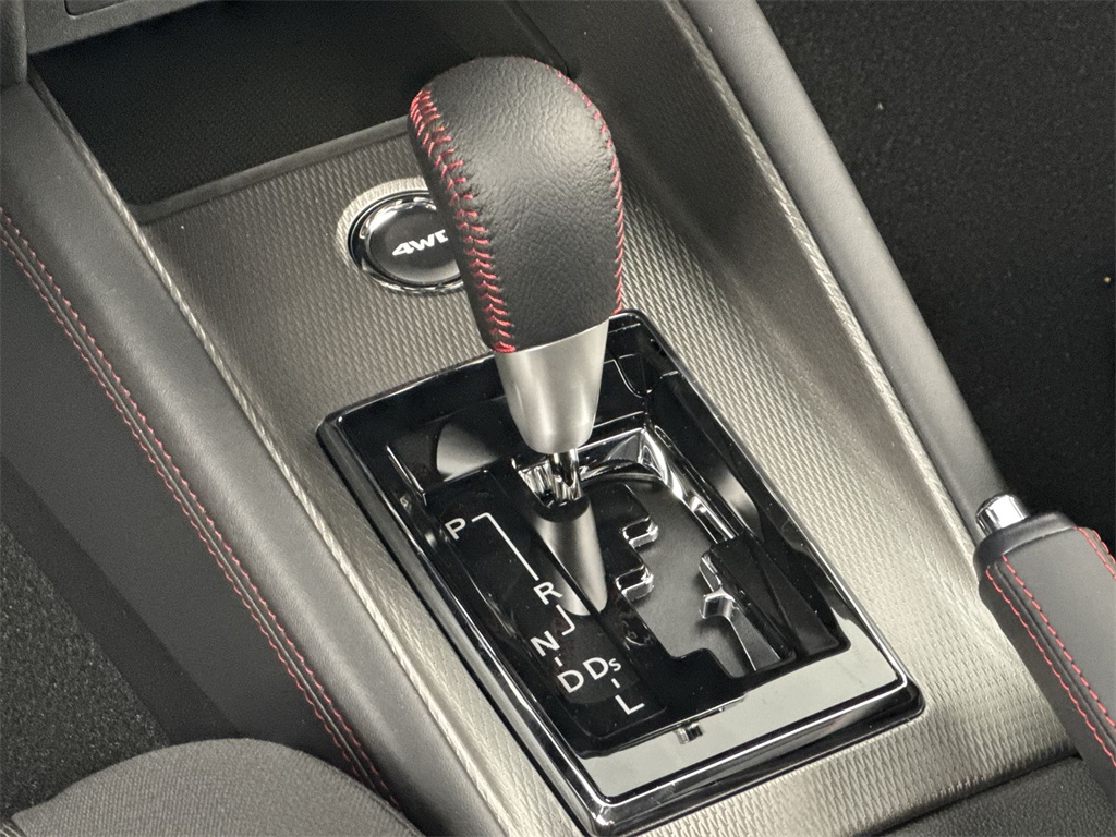 2025 Mitsubishi Outlander Sport ES SE LE photo 14
