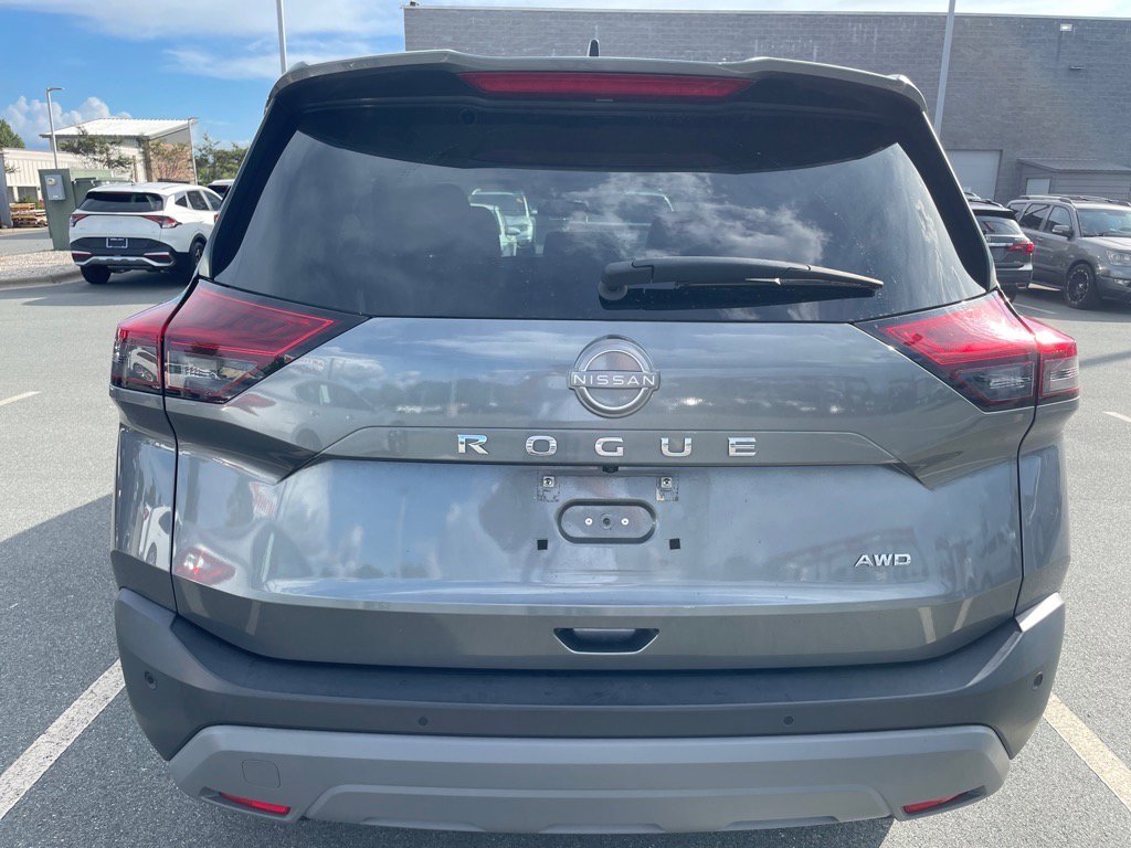2023 Nissan Rogue S photo 2