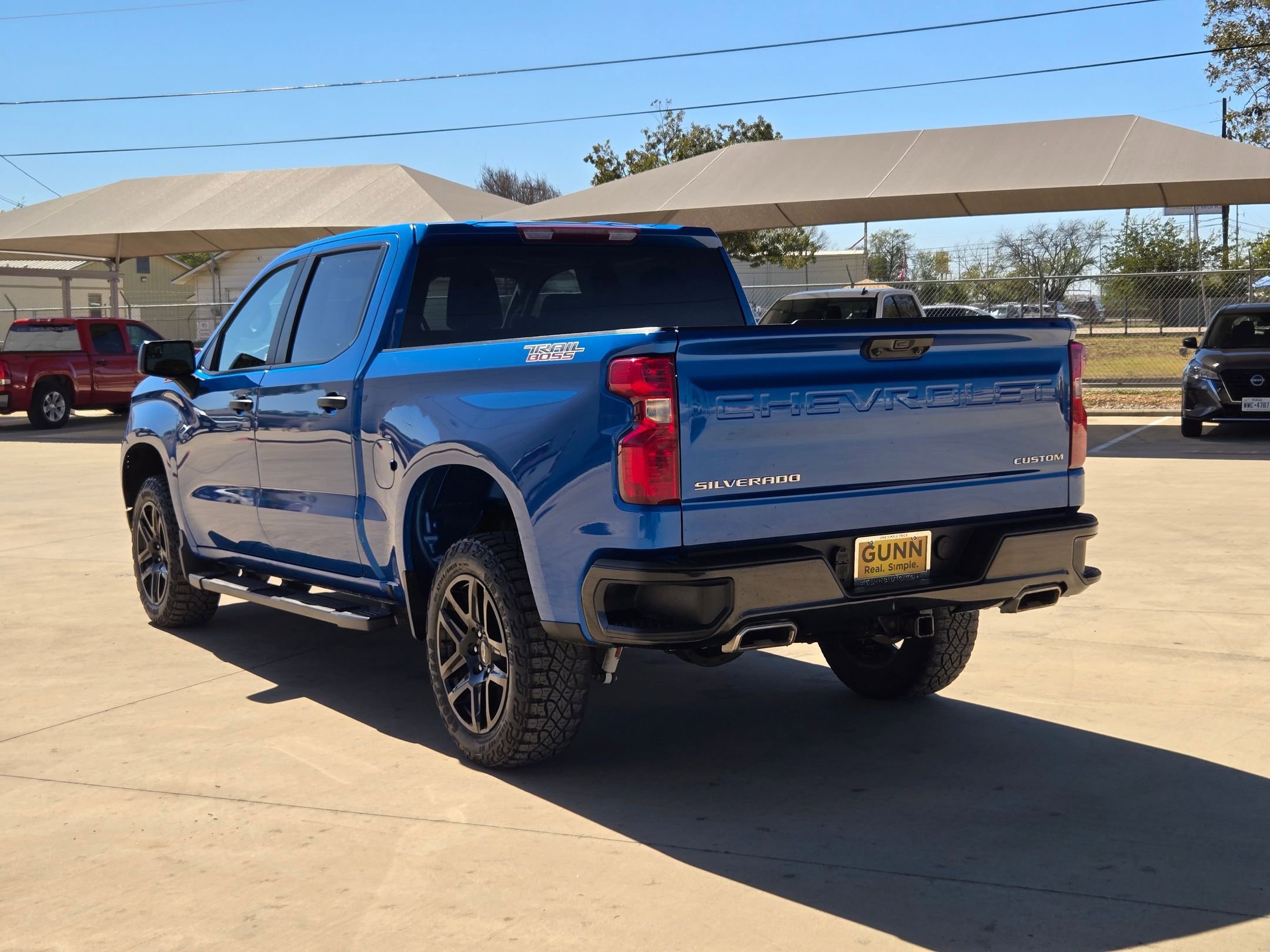2023 Chevrolet Silverado 1500 Custom Trail Boss photo 3
