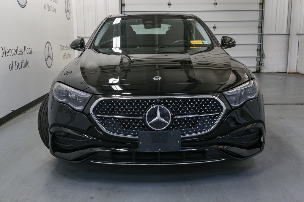 2025 Mercedes Benz E 350 4MATIC photo 3