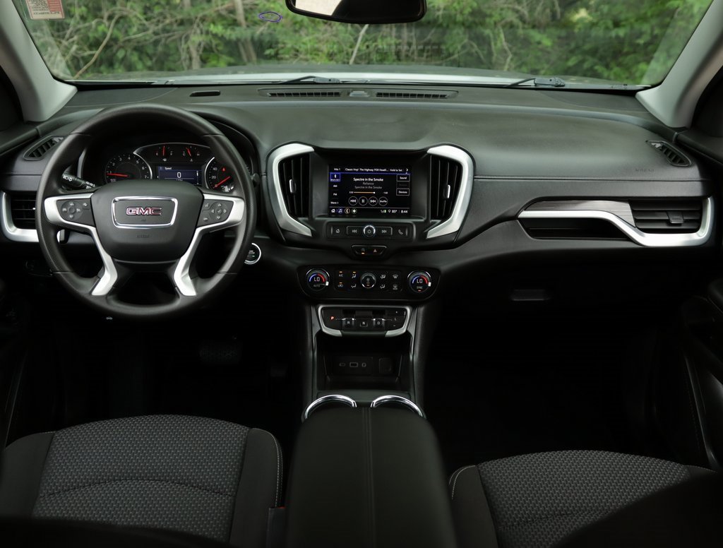 2023 Gmc Terrain SLE photo 17