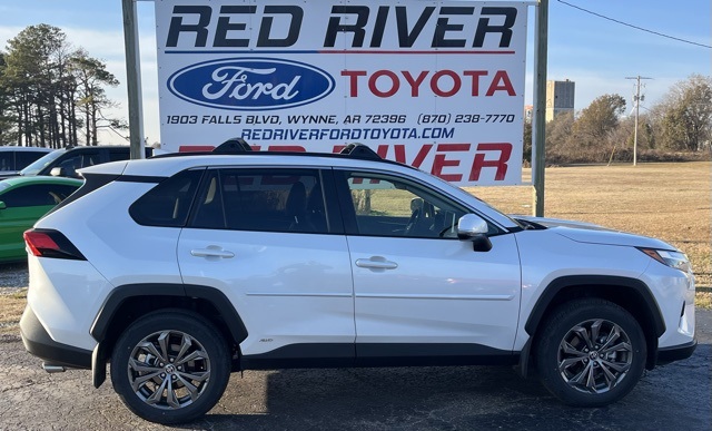 2025 Toyota RAV4 XLE Premium's photo