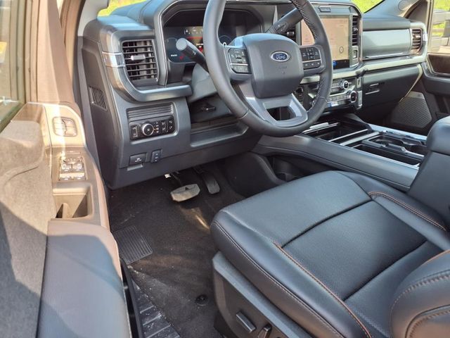 2025 Ford F-350 Lariat photo 15