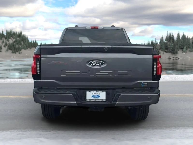 2024 Ford F-150 Lightning photo 4