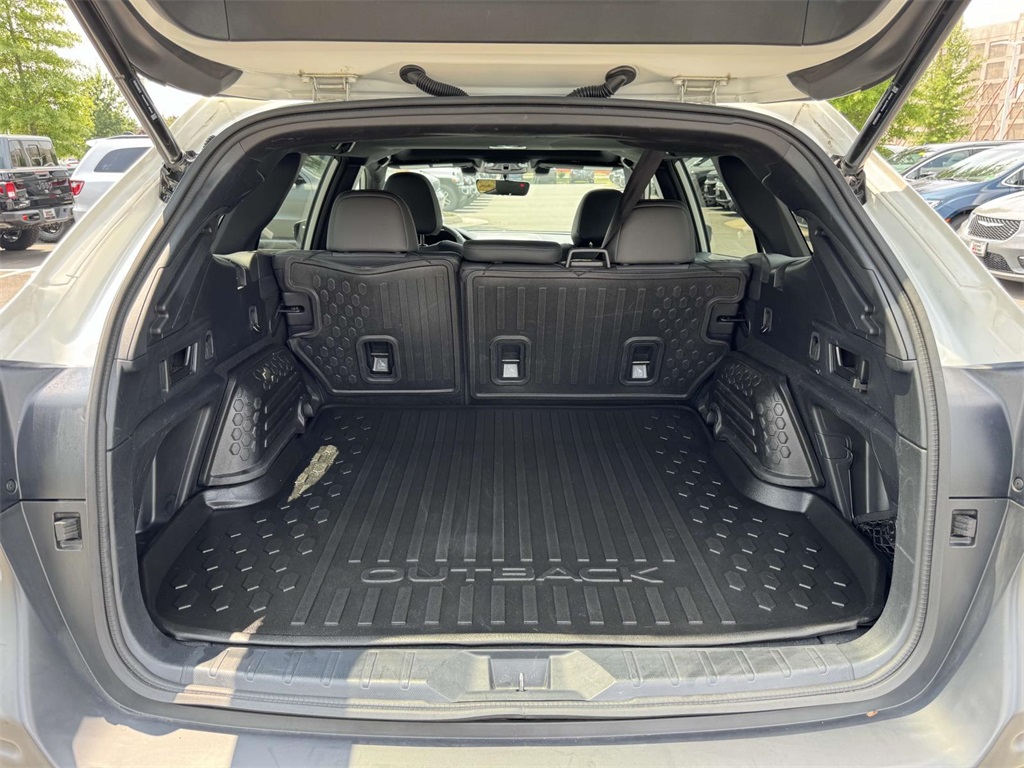 2022 Subaru Outback Wilderness photo 28