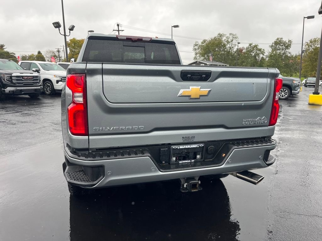 2024 Chevrolet Silverado 2500HD High Country photo 4