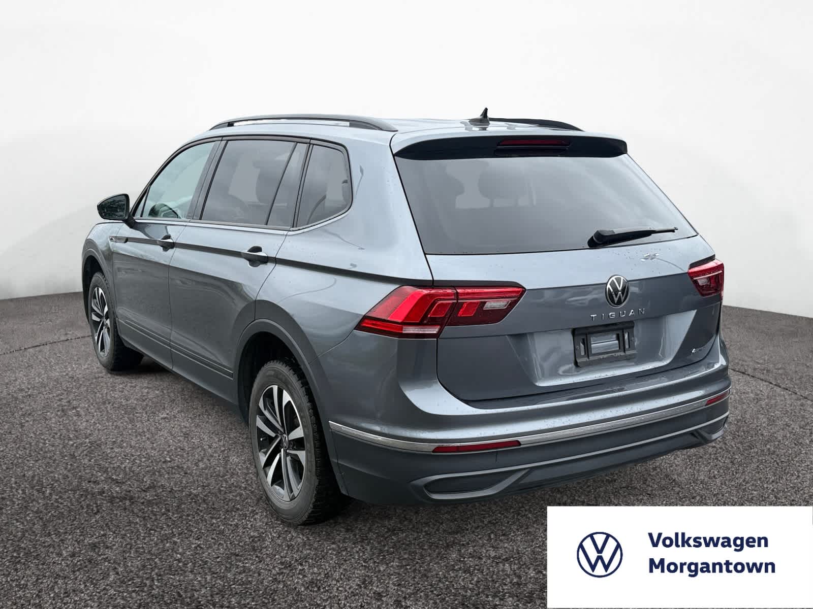 2023 Volkswagen Tiguan S photo 3