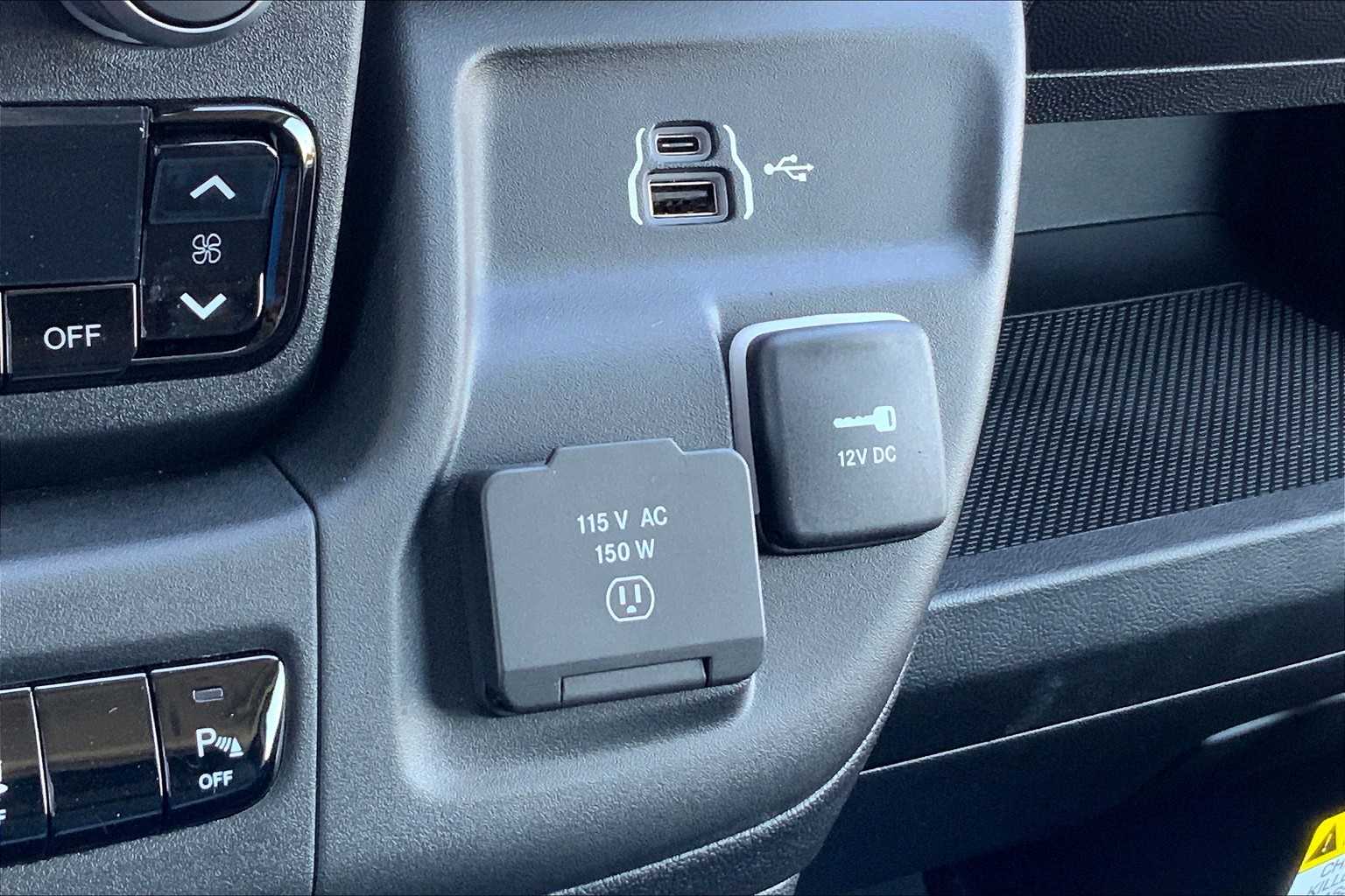 2026 Ram ProMaster 1500 photo 13