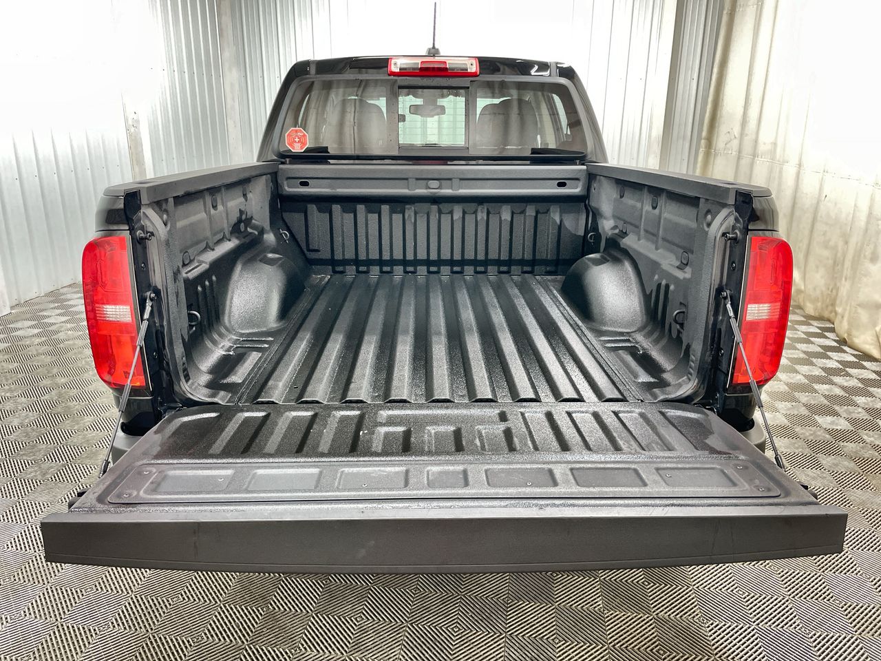 2020 Chevrolet Colorado Z71 photo 25
