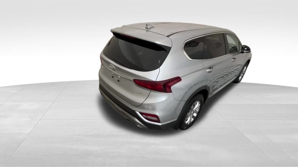 2020 Hyundai Santa Fe SEL photo 2