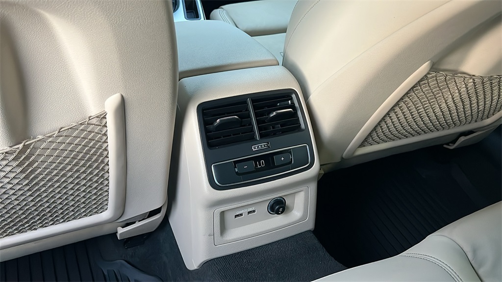 2022 Audi A5 Premium Plus S line Quattro photo 4