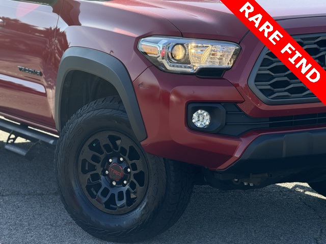 2022 Toyota Tacoma SR5 photo 2