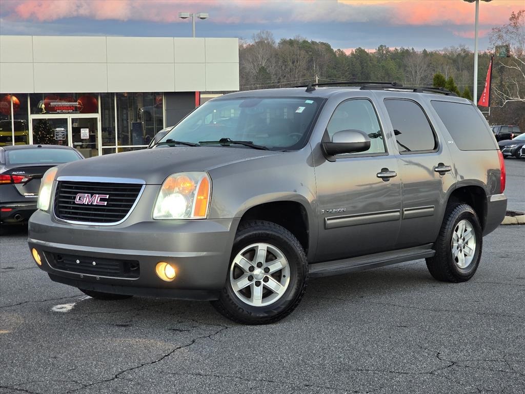 2009 Gmc Yukon SLT photo 2