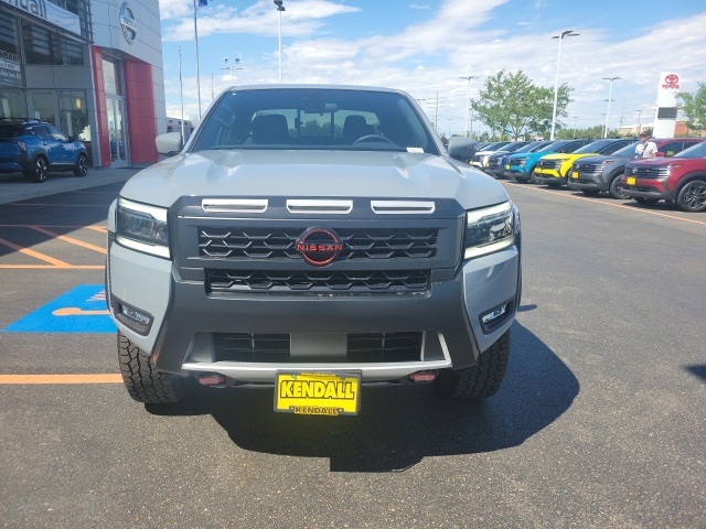 2025 Nissan Frontier PRO-4X photo 2