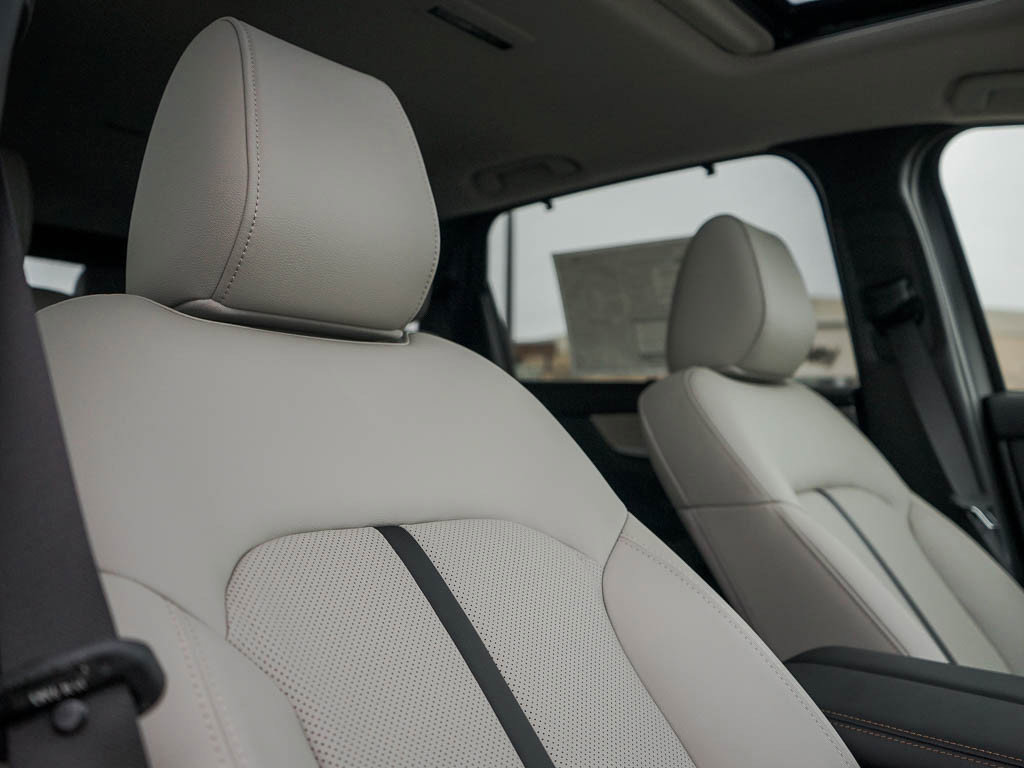 2025 Mazda CX-90 3.3 Turbo Preferred photo 10